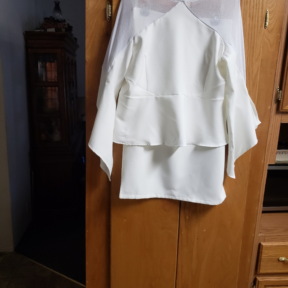 Off White Dress 2 Piece Top & Shirt